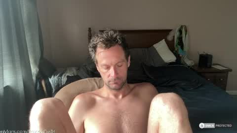 Snapshot of boysetsfire34 chatting on May 27, 1:41 pm boysetsfire34 online show from May 27, 1:41 pm
