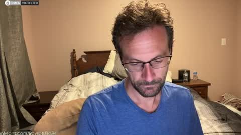 Snapshot of boysetsfire34 chatting on June 15, 2:03 am boysetsfire34 online show from June 15, 2:03 am