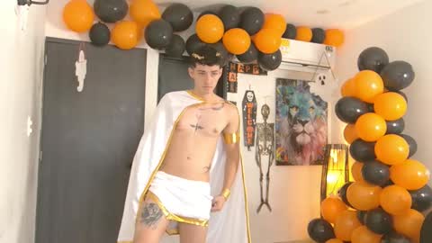 Angelo Mark Fernando Taylor online show from October 30, 11:33 am