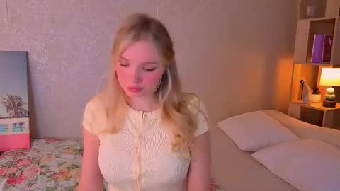 BoysLoveBlondee online show from February 18, 7:26 am