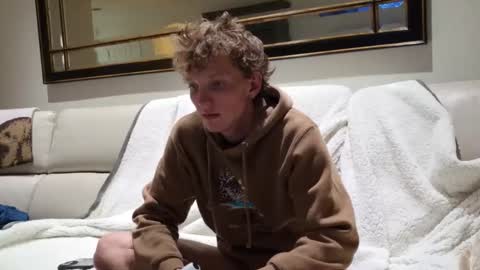 Snapshot of boyyhb chatting on November 13, 12:04 pm Boyyhb online show from November 13, 12:04 pm