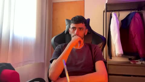 boyzinm2 online show from September 9, 5:45 pm