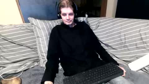 Snapshot of bponie1 chatting on November 29, 1:41 am bponie1 online show from November 29, 1:41 am