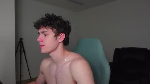 BRAD HOLLOWAY online show from March 29, 5:02 pm