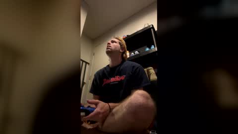 braden_thompson2012 online show from April 17, 5:32 am