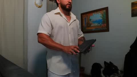 Bradley Martinez online show from May 7, 11:21 pm