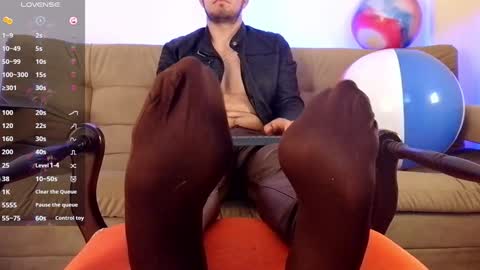Snapshot of bradleycolton chatting on January 15, 4:21 pm Bradley Colton Independ Model online show from January 15, 4:21 pm