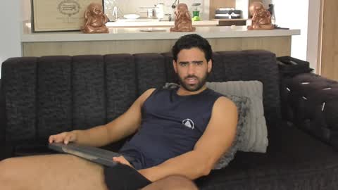 Snapshot of bradleymartin7 chatting on December 29, 7:32 pm bradleymartin7 online show from December 29, 7:32 pm