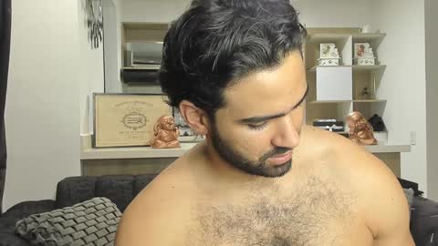 Snapshot of bradleymartin7 chatting on January 4, 12:59 am bradleymartin7 online show from January 4, 12:59 am