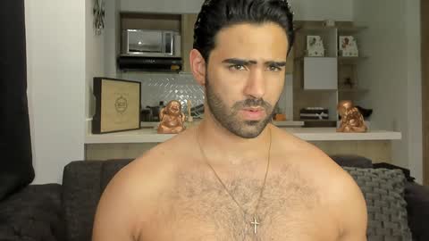 Snapshot of bradleymartin7 chatting on January 22, 12:48 am bradleymartin7 online show from January 22, 12:48 am