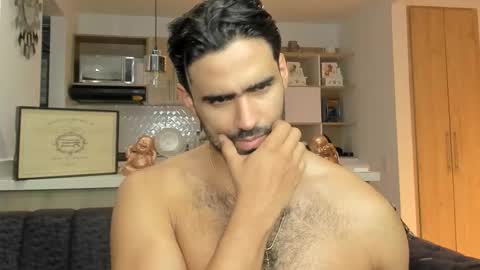 Snapshot of bradleymartin7 chatting on October 1, 1:55 am bradleymartin7 online show from October 1, 1:55 am