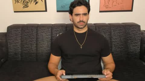 bradleymartin7 online show from April 22, 1:08 am