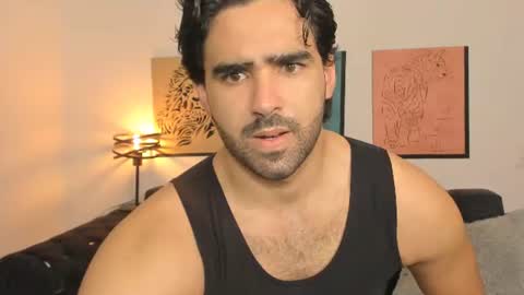 bradleymartin7 online show from June 13, 10:35 am