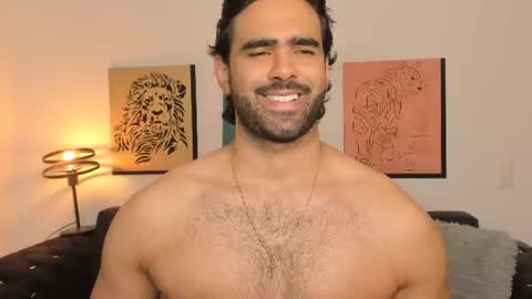 Snapshot of bradleymartin7 chatting on June 26, 10:41 am bradleymartin7 online show from June 26, 10:41 am