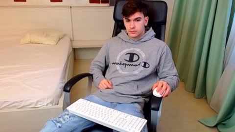 BradyFlint online show from March 3, 5:35 am