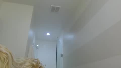 i am a naughty jedi knight online show from May 3, 6:30 am