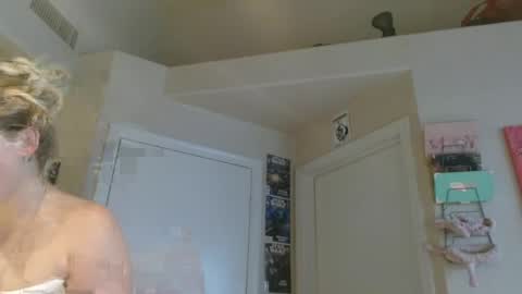 i am a naughty jedi knight online show from June 18, 2:10 pm