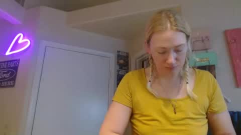i am a naughty jedi knight online show from July 6, 2:03 pm