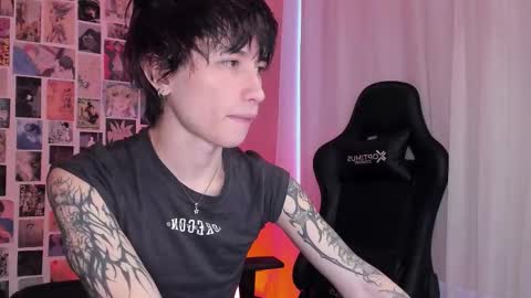 Brand online show from October 22, 9:47 pm