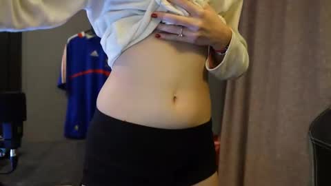 Snapshot of brandamatteson chatting on November 18, 3:49 pm Alice online show from November 18, 3:49 pm