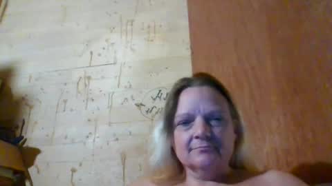 Snapshot of brandilove78 chatting on June 22, 3:25 am brandilove78 online show from June 22, 3:25 am