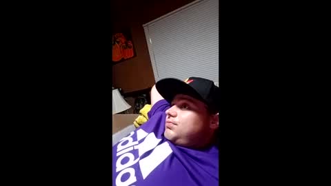 Snapshot of brandon281997 chatting on March 15, 12:27 am brandon281997 online show from March 15, 12:27 am