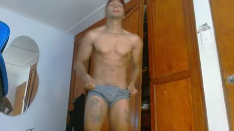 Snapshot of brandon_fs chatting on June 16, 10:51 am Brandon online show from June 16, 10:51 am