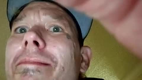 brandonhill82 online show from April 8, 12:32 am