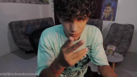 Snapshot of brandonstonexl chatting on December 7, 2:20 am Brandon Stone online show from December 7, 2:20 am