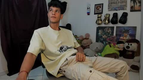 Brandon Stone online show from March 10, 11:32 pm