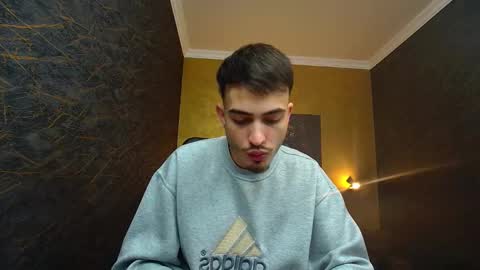 Snapshot of brandontatex chatting on January 11, 12:40 pm BrandonTateX online show from January 11, 12:40 pm