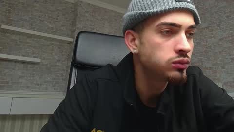 Snapshot of brandontatex chatting on February 11, 12:16 pm BrandonTateX online show from February 11, 12:16 pm