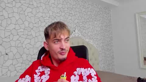 Snapshot of brandontatex chatting on October 27, 10:41 am BrandonTateX online show from October 27, 10:41 am