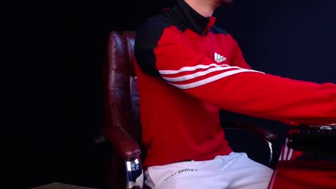 Snapshot of brandontatex chatting on November 3, 11:00 am BrandonTateX online show from November 3, 11:00 am