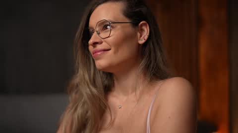 Snapshot of brandywhite chatting on December 4, 4:54 am Alex online show from December 4, 4:54 am