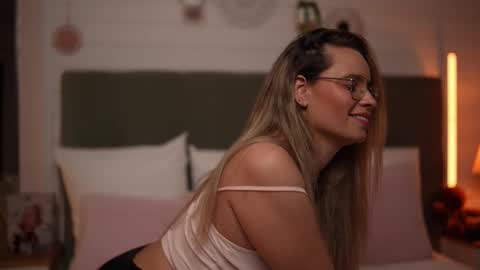 Alex online show from March 4, 5:02 am