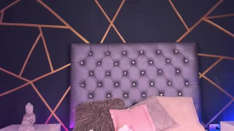 Snapshot of brann_tadzio chatting on February 14, 4:37 am online show from February 14, 4:37 am