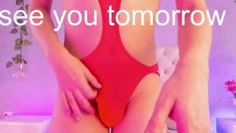 Snapshot of brann_tadzio chatting on March 1, 6:54 pm online show from March 1, 6:54 pm