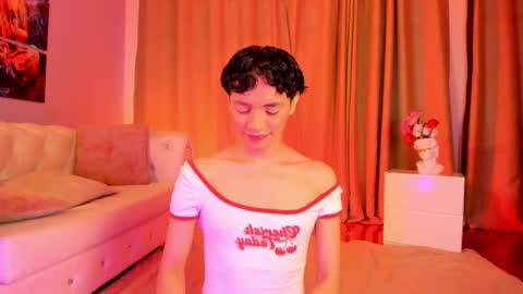 Snapshot of brann_tadzio chatting on November 24, 8:52 pm online show from November 24, 8:52 pm