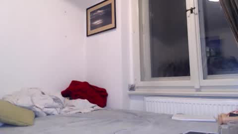 Snapshot of bratzdoll1994 chatting on December 15, 6:01 pm bratzdoll1994 online show from December 15, 6:01 pm