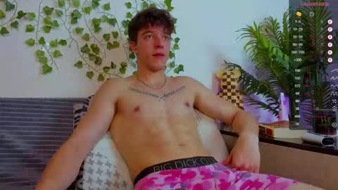 Johny Bravo online show from October 16, 1:45 pm