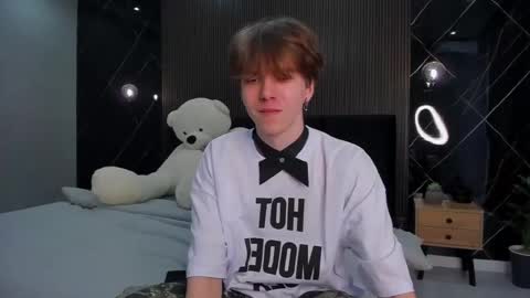 Snapshot of braxiboy chatting on February 26, 8:59 am Brax online show from February 26, 8:59 am