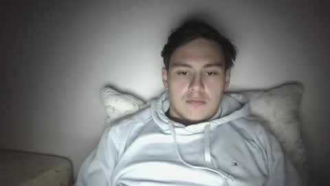 Snapshot of brazilboy2026 chatting on November 27, 8:33 pm brazilboy2026 online show from November 27, 8:33 pm