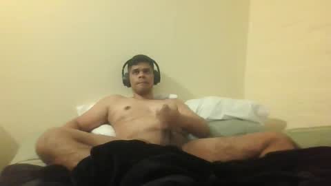 Snapshot of breaendemica chatting on March 26, 4:51 am breaendemica online show from March 26, 4:51 am