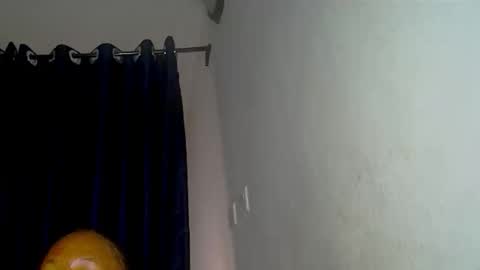 brealove_ online show from November 21, 7:01 pm