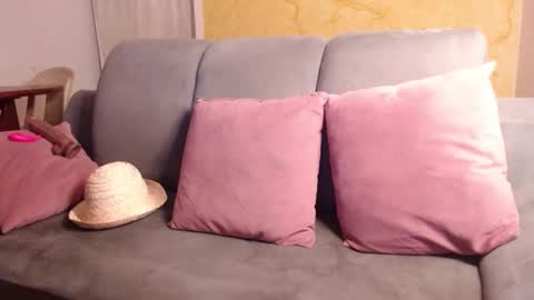 Snapshot of breestaarrs chatting on December 13, 9:57 am Valentina online show from December 13, 9:57 am