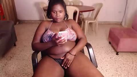 Snapshot of breestaarrs chatting on January 12, 4:00 am Valentina online show from January 12, 4:00 am