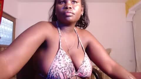 Snapshot of breestaarrs chatting on January 12, 11:17 am Valentina online show from January 12, 11:17 am