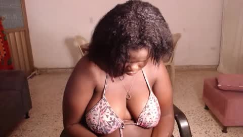 Snapshot of breestaarrs chatting on February 16, 7:26 am Valentina online show from February 16, 7:26 am