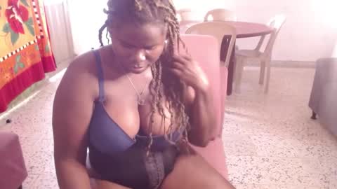 Snapshot of breestaarrs chatting on March 12, 4:24 pm Valentina online show from March 12, 4:24 pm